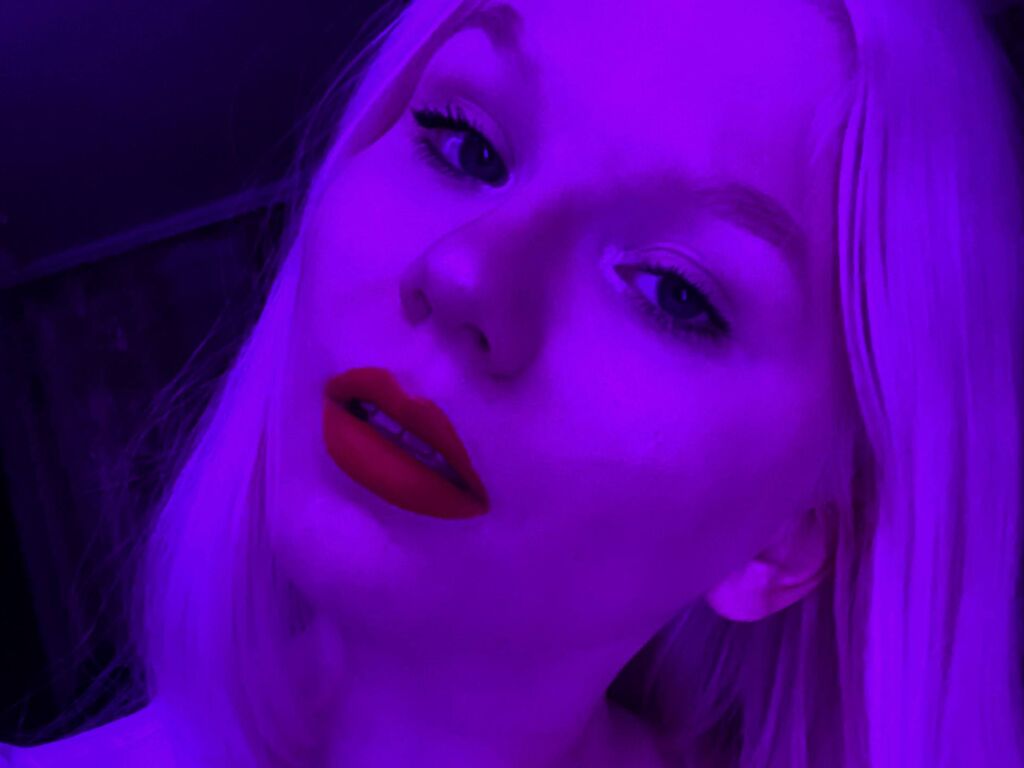 CoreenSolheim Porn Vip Show